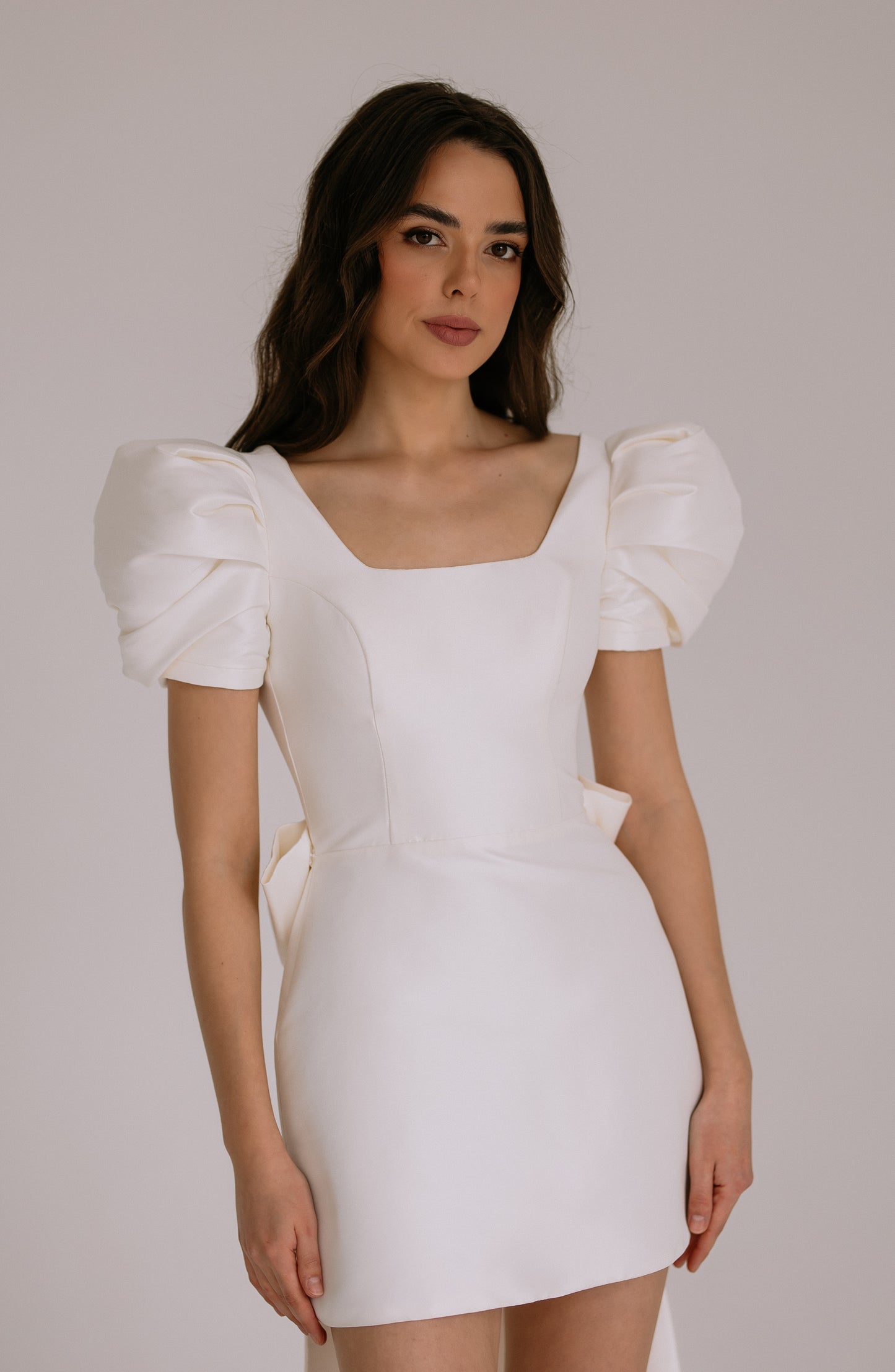 Leonie dress close front view showing voluminous sleeves